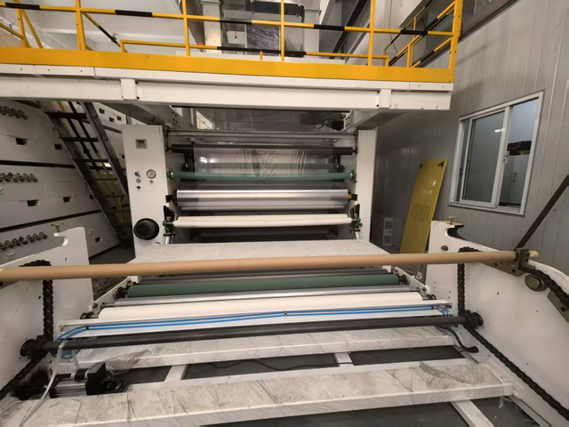Machine de revêtement PE pour la fabrication d'un film de protection de surface 1300MM