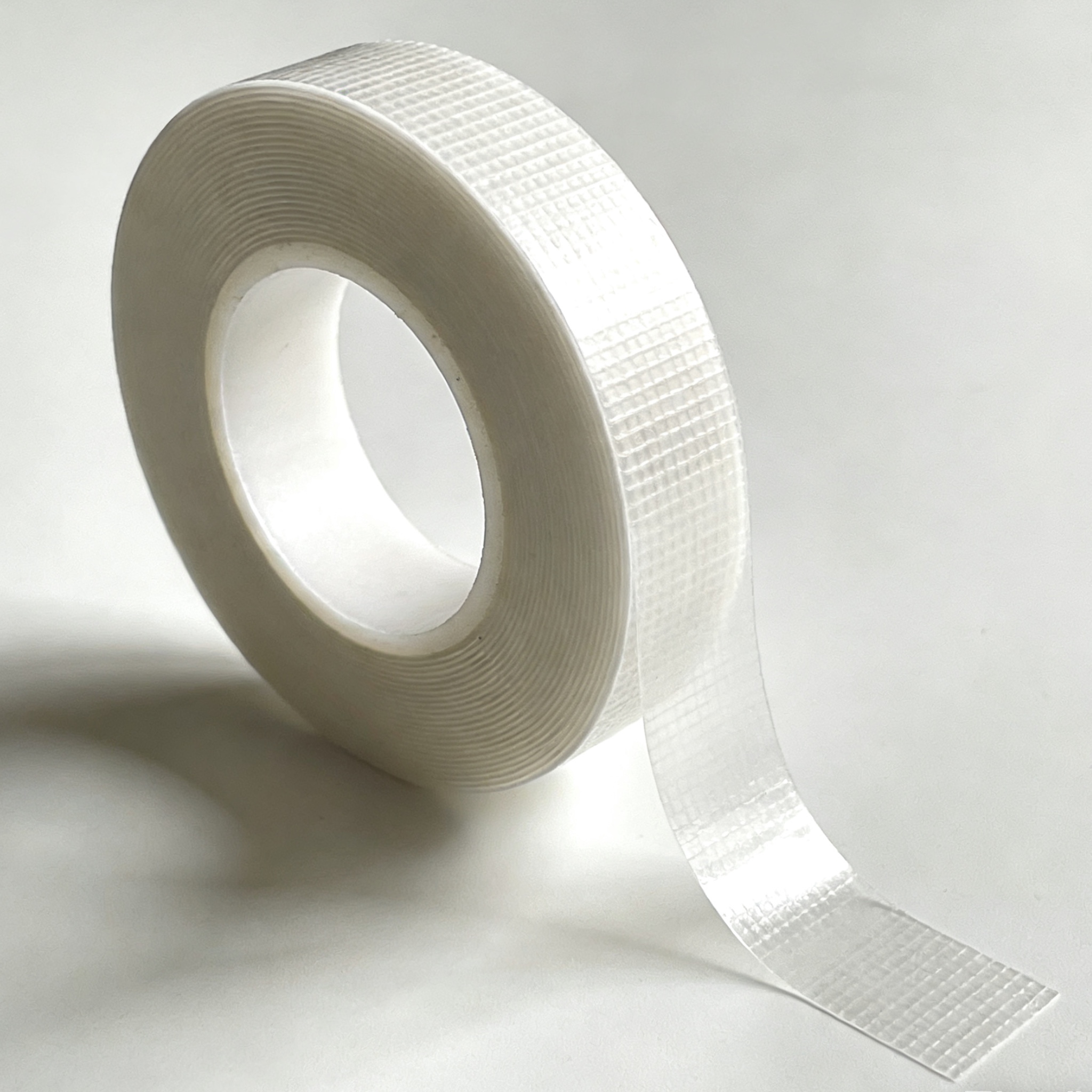 Adhésif acrylique à base d'eau pour fabriquer un autocollant d'étiquette 