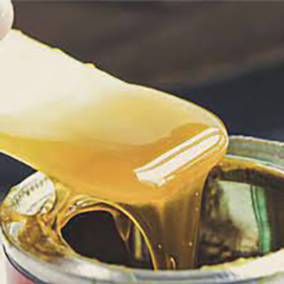 R&eacute;sistance thermique PSA &agrave; base de solvant